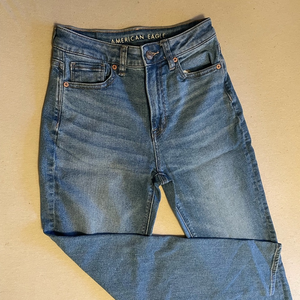 American Eagle Mom Jeans size 00